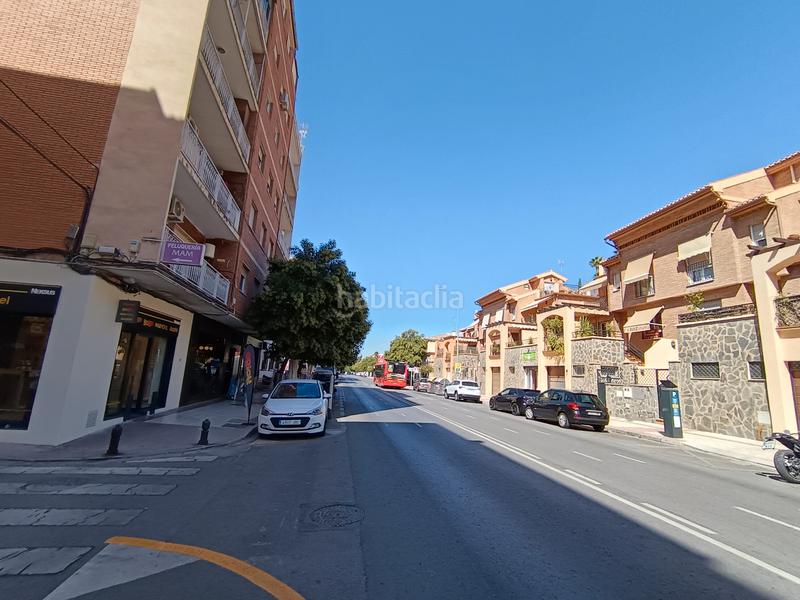 Foto a97e3d6f-9783-4f9e-82fc-b087bf70c918. Locale commerciale in carretera de la sierra 55 in Granada