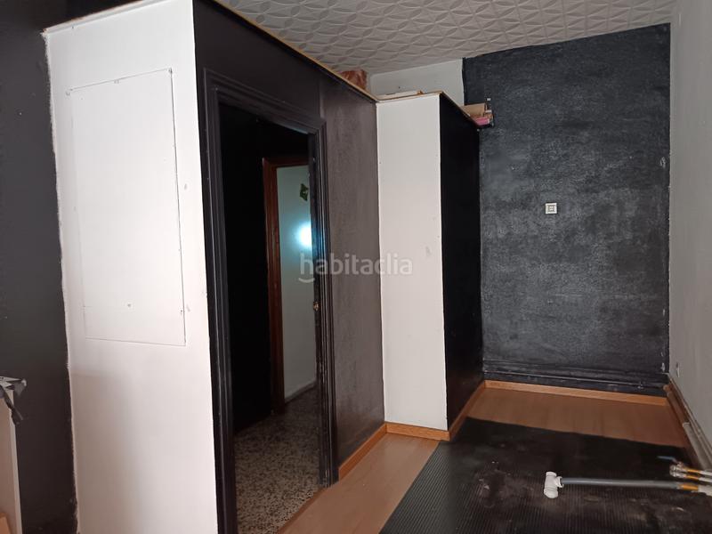 Foto f908b301-c640-4f99-b76d-92a228af861a. Locale commerciale in carretera de la sierra 55 in Granada