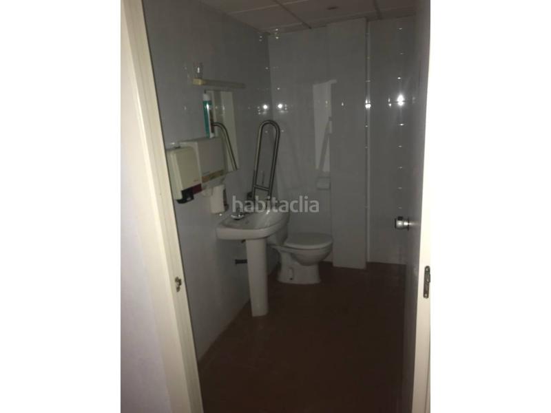 Foto 5b25fa66-5e6d-4930-91c8-db82c34109f5. Local comercial  en venta o alquiler en Cádiz