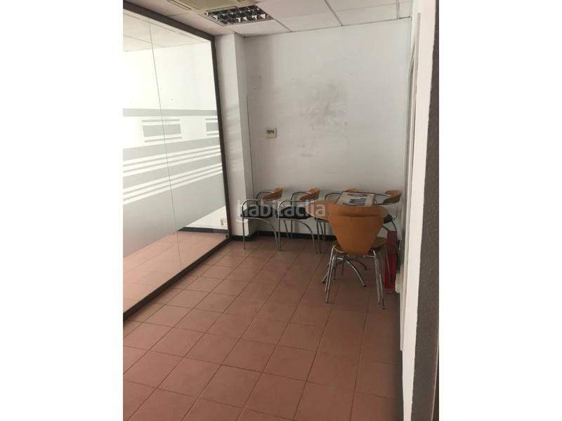 Foto c86fb3e0-d63c-4eba-abf4-99a0a8c114de. Local comercial  en venta o alquiler en Cádiz