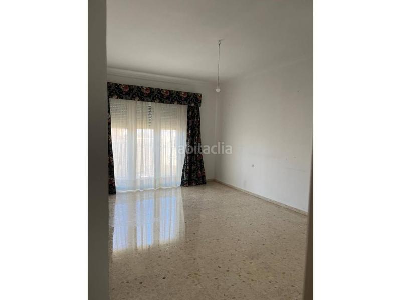 Foto 80b6948e-910d-4756-833d-47b93893d1c1. Flat with parking in Asdrúbal - Bahía Blanca Cádiz