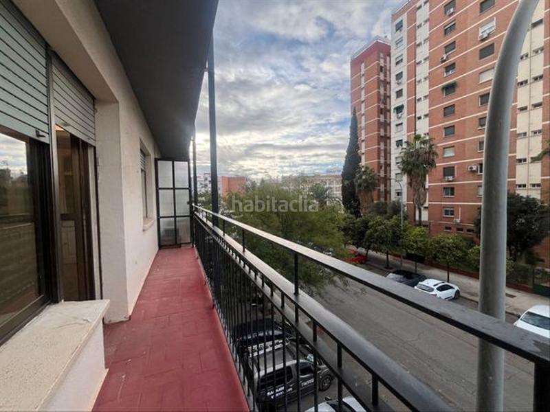 Foto c37f47ee-d1b5-4ae9-accb-e9d38b226891. Piso en San Pablo Sevilla