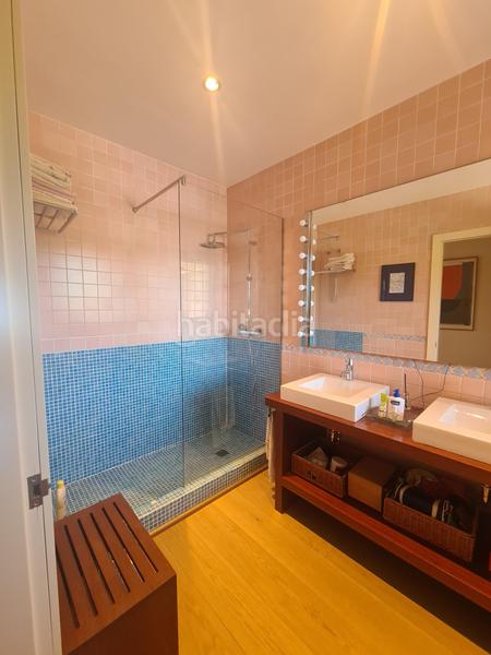 Foto 399dd671-099a-44d4-8405-821aeed35ce2. Xalet amb xemeneia calefacció aparcament piscina a Girona