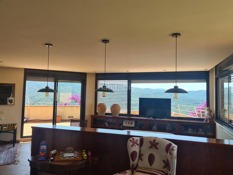 Foto 90ad008c-1711-4e72-bcba-773065900242. Xalet amb xemeneia calefacció aparcament piscina a Girona