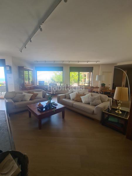 Foto a78d9210-f946-450a-ad46-13def13e0d53. Xalet amb xemeneia calefacció aparcament piscina a Girona