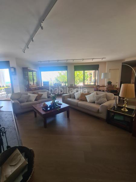 Foto b5b3ba8d-5955-4467-8c79-ff26e02c7b03. Xalet amb xemeneia calefacció aparcament piscina a Girona