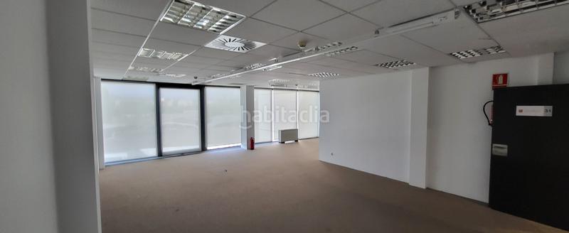 Foto 83eaf3db-9c9d-4283-b865-021dba235f7c. Lloguer oficina a avinguda de cerdanyola 93 a Roquetes-Can Magí Sant Cugat del Vallès