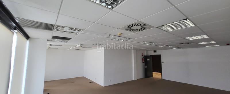 Foto 3ad9f0ec-79a1-4184-b1d4-c8bc35e98bee. Location bureau dans avinguda de cerdanyola 93 dans Sant Cugat del Vallès