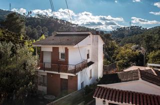 Xalet  Carrer pujada de la selva. Casa muy soleada