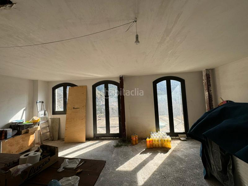 Foto 965bd384-9c53-431c-9c8a-4f6f9f4b772e. Edifici a Baix Pallars