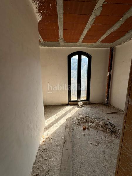 Foto bea79841-ec7e-4089-ad69-77644e4cf4b3. Edifici a Baix Pallars