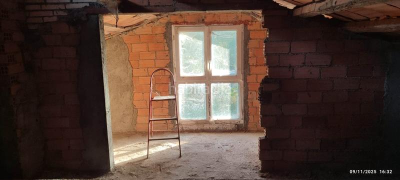 Foto fbdf7b57-15e1-4c62-a3b7-af66fb19b702. House with fireplace parking in Colunga