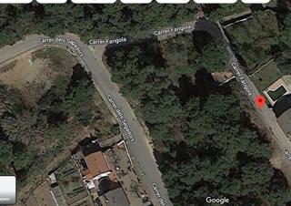Terrain résidentiel à Carrer farigola 5. Terreno urbanizable en rubí