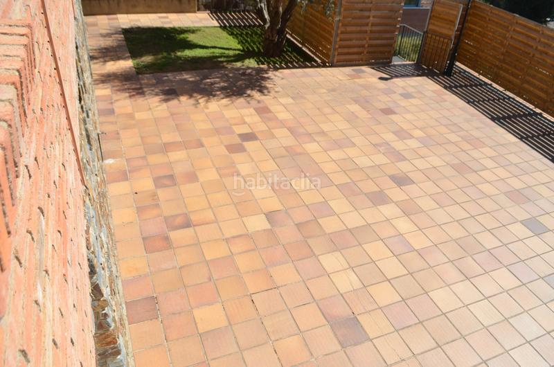 Foto 3ffc372a-6ce0-4c45-8772-ce94305e357a. Xalet amb xemeneia calefacció aparcament a Valldoreix Sant Cugat del Vallès