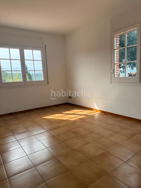 Foto 41d56aef-796e-4a10-8e87-09a453f32ddc. Xalet amb xemeneia calefacció aparcament a Valldoreix Sant Cugat del Vallès