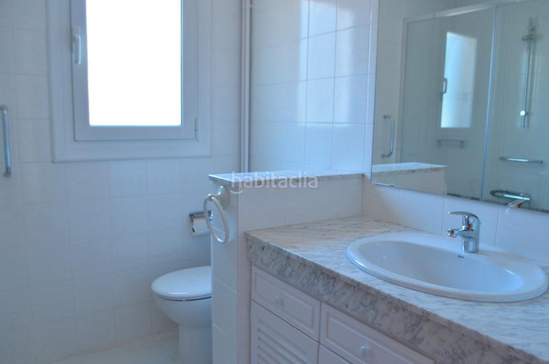 Foto 4ad8c30e-e88f-4e95-b659-e627910e3444. Xalet amb xemeneia calefacció aparcament a Valldoreix Sant Cugat del Vallès