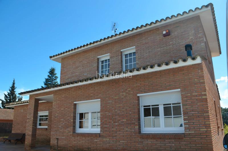 Foto 7c896328-35db-442d-9ced-f5da12b1875a. Xalet amb xemeneia calefacció aparcament a Valldoreix Sant Cugat del Vallès