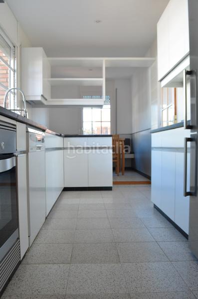 Foto 86b8f58d-7b30-42c6-9f78-a880727c699b. Xalet amb xemeneia calefacció aparcament a Valldoreix Sant Cugat del Vallès