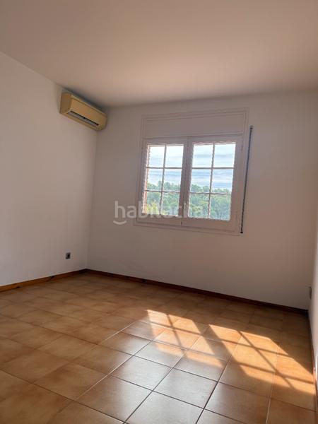 Foto b2557d70-c548-4134-b8a2-f434300880bb. Xalet amb xemeneia calefacció aparcament a Valldoreix Sant Cugat del Vallès