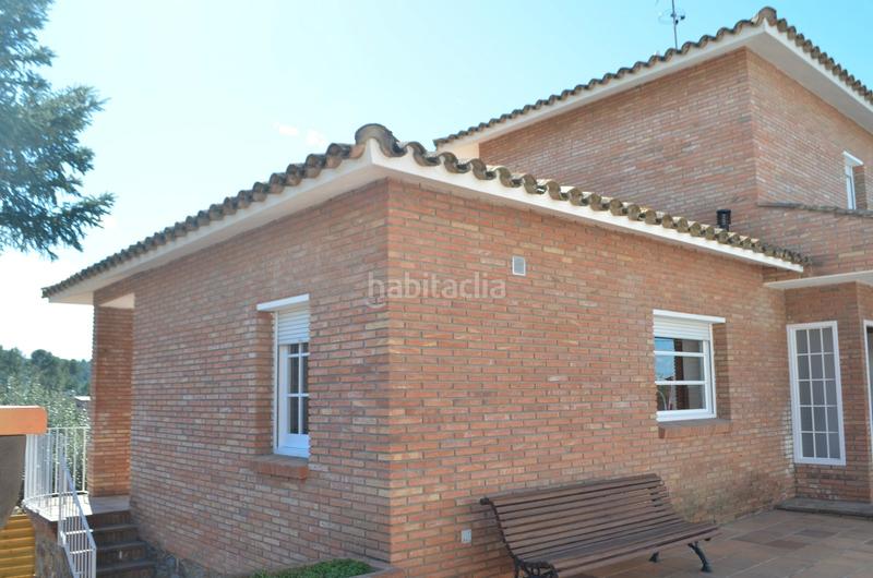 Foto e9431547-84af-4e64-a278-8b2d9dd302f6. Xalet amb xemeneia calefacció aparcament a Valldoreix Sant Cugat del Vallès