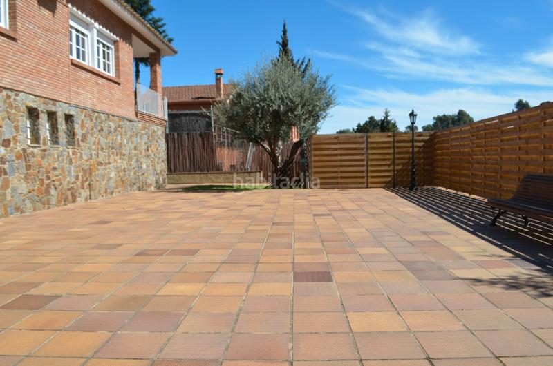 Foto fb5d774b-85a8-4faa-8e7f-be4513067f61. Xalet amb xemeneia calefacció aparcament a Valldoreix Sant Cugat del Vallès