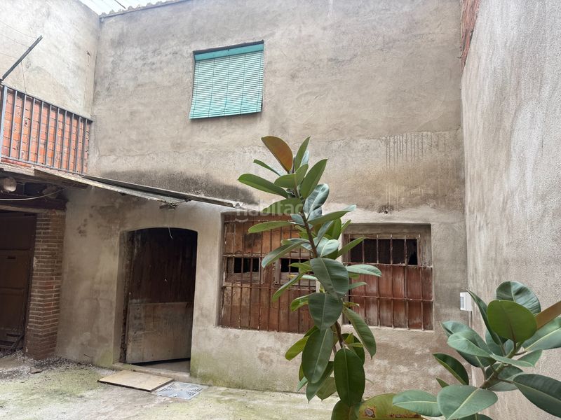 Foto 184824f2-646a-4bfe-9427-5fbae80ec1d8. Casa amb calefacció a Centre - Estació Sant Cugat del Vallès