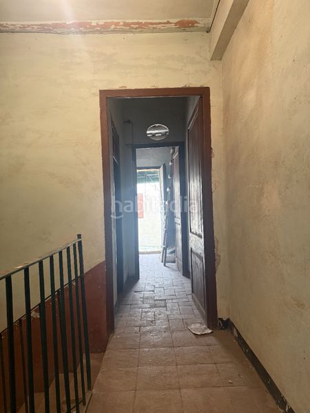 Foto 245fe455-8b9a-4c66-be77-55d2a2274270. Casa amb calefacció a Centre - Estació Sant Cugat del Vallès