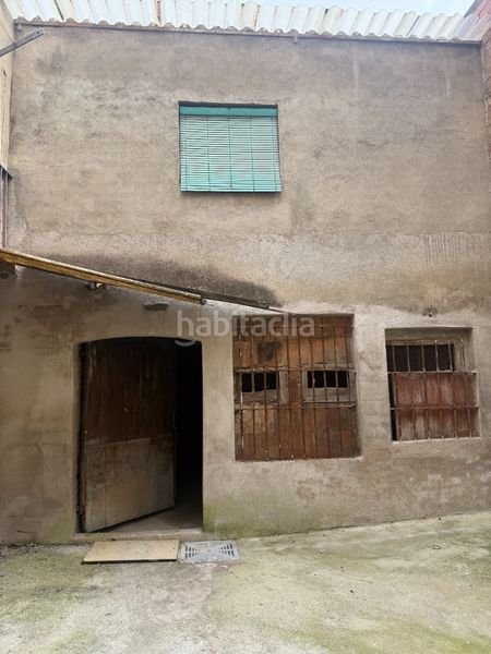 Foto 46a73608-baa0-41d5-b854-1013213b0766. Casa amb calefacció a Centre - Estació Sant Cugat del Vallès