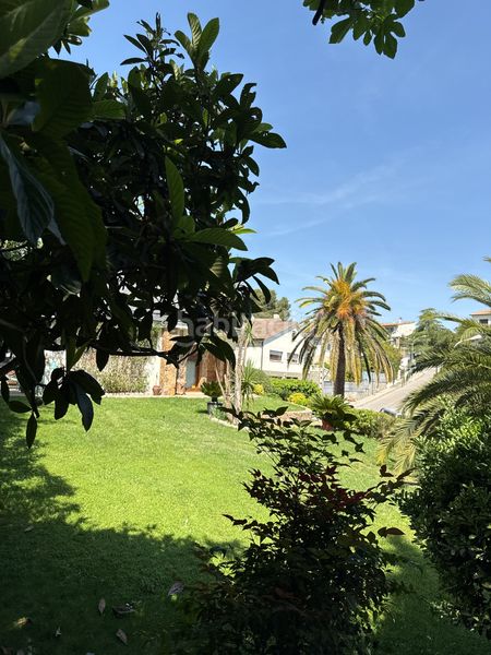 Foto 88f88e8c-7c27-4e78-9d22-1285c3b8197b. Casa amb xemeneia calefacció aparcament piscina a Bellaterra