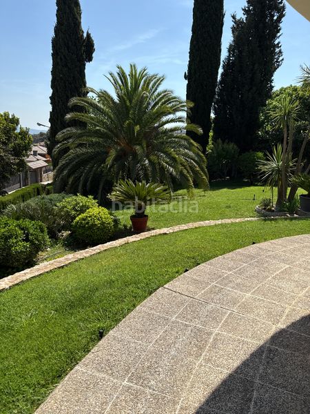 Foto fddc0f74-fabf-4e52-80a1-bb806944c138. Casa amb xemeneia calefacció aparcament piscina a Bellaterra