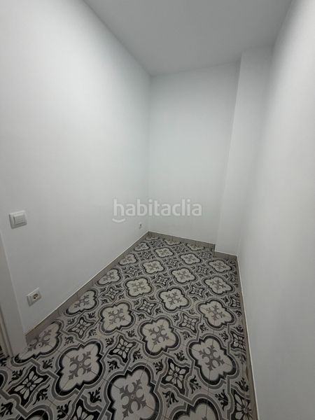 Foto b5e101bd-6752-496b-b085-94d0db84e65f. Casa adossada amb calefacció aparcament a Creu Alta Sabadell