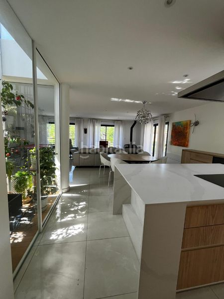 Foto acb21fcc-b2f0-4c9b-8cd6-c853599c2138. Maison dans Molló
