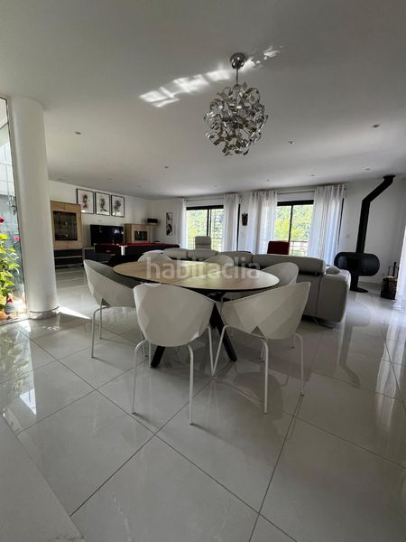 Foto d86b3235-7951-4748-a3af-6ba4829cc479. Maison dans Molló