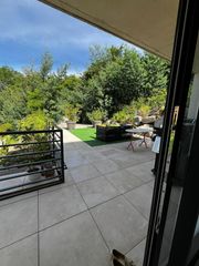 Casa a Moll�. Casa en venta en prats-de-mollo � 5 habitaciones, terrazas y par