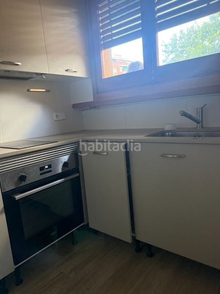 Foto 0c7cc690-0ae7-4a76-a432-3283910dc8b6. Casa aparellada amb xemeneia calefacció aparcament a Sant Cugat del Vallès
