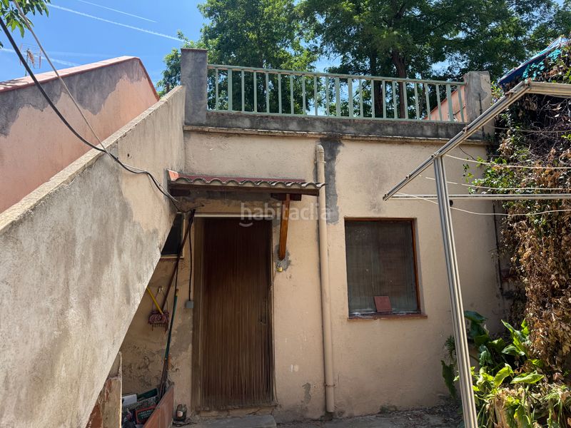Foto a4bc1e6b-ed84-495f-9d72-1f0dc5d5b5e1. Casa aparellada amb xemeneia calefacció aparcament a Sant Cugat del Vallès