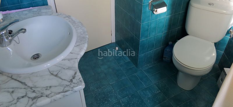 Foto 600d043b-791d-475c-afef-c9cce8035c19. Pis amb xemeneia aparcament a Requesens Empuriabrava