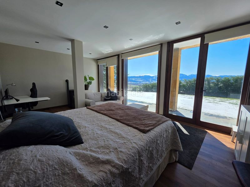 Foto a9835875-17f9-418f-9596-aabb19ddfa15. Casa amb aparcament a Enveitg