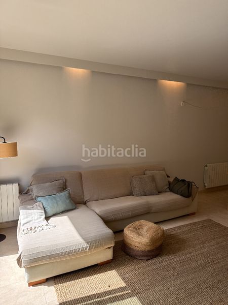 Foto ca3ec51b-1854-477c-9c3e-ab6ce408a931. Casa adossada amb xemeneia calefacció aparcament piscina a Pals