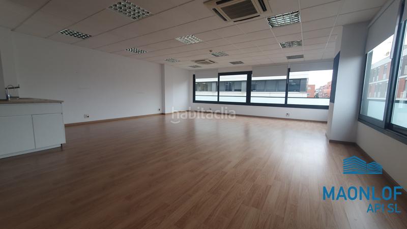 Foto e92f30ae-c320-4cae-9f6e-686176a378f7. Affitto ufficio in rambla del torrent d'en xandri 23 in Sant Cugat del Vallès