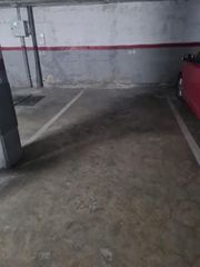 Alquiler Parking coche en Carrer balmes 1. Parking para coche