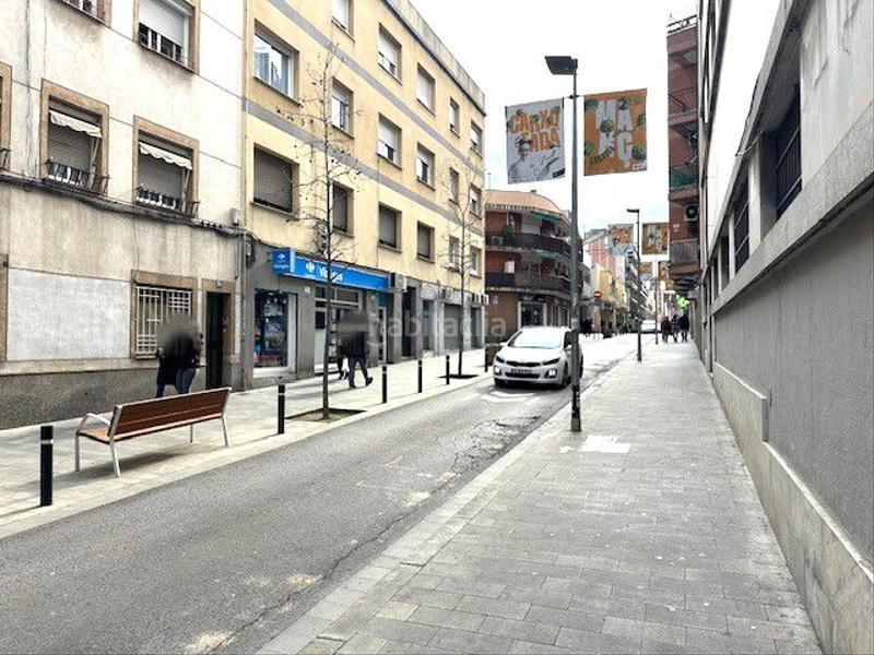 Foto 8a7c2c55-8870-4639-a27c-aeac2c4bc381. Location local commercial dans lluis pascual roca 28 dans Sant Boi de Llobregat