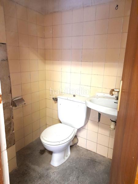 Foto dd42dd42-b721-43ac-a3ef-2b6156f1c47f. Location local commercial dans salvador allende 24 dans Sant Boi de Llobregat