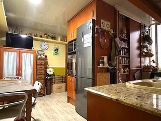 Appartement à Vinyets-Molí Vell. Piso en venta en vinyets  molí vell, 3 dormitorios.