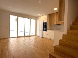 Dúplex en Pau claris 85. Duplex en venta en centro  plaza catalunya, 4 dormitorios.