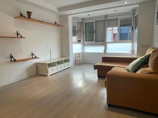Appartement à Marianao. Piso en venta en centre, 3 dormitorios.