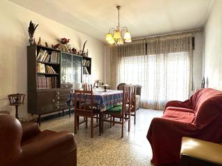 Pis a Centre. Piso en venta en centre, 4 dormitorios.