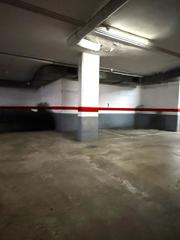 Aparcament cotxe a Vicenç zenon i biosca 2. Aparcamiento en venta en torrelavila.