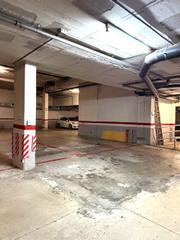Aparcament cotxe a Alex pares 2. Aparcamiento en venta en torrelavila.