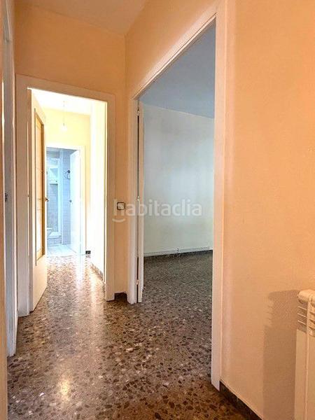 Foto 0e53aaa2-19d3-4291-8483-c756961a6965. Pis amb calefacció aparcament a Centre Sant Boi de Llobregat